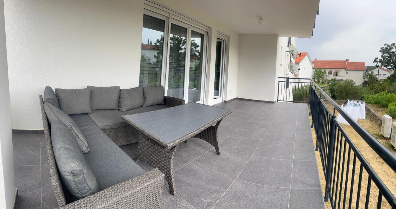 Apartmani Lana Rab Town Eksteriør bilde